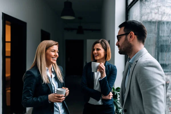 Kollegen Trinken Kaffee Der Kaffeepause — Stockfoto