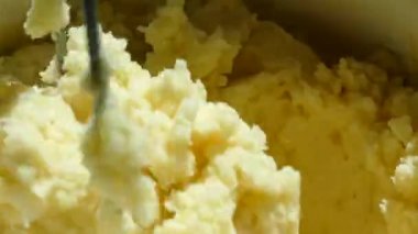 Ezilmiş patates püresi. Patates püresi..