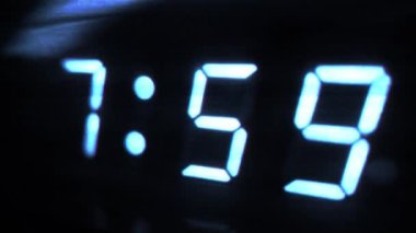 8 Futuristik Tasarım 1 'de 4K Dijital Alarm