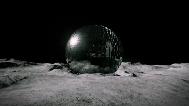Außerirdischer Metallischer Globus Auf Alien Planet — Stockvideo