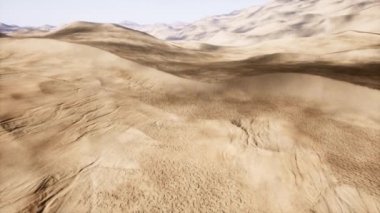4K Büyük Kumlu Çöl Hava Görüntüsü Sinematik 3D Canlandırma