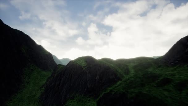 Luchtfoto Van Misty Highlands Animatie — Stockvideo