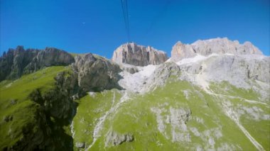 Teleferik Alps, İtalyan Dolomites için azalan