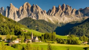 Timelapse İtalyan Alpleri'nde güzel sahne