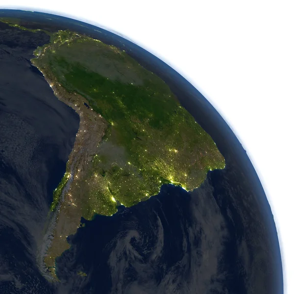 Южная Америка ночью на планете Земля — стоковое фото