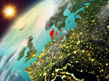 Planet Earth günbatımı içinde Danimarka