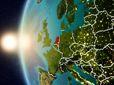 Günbatımı Hollanda uzaydan yukarıda