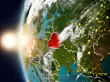 Gün batımı sırasında Beyaz Rusya dünya üzerindeki