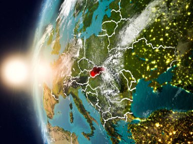 Yeryüzünde günbatımı sırasında Slovakya