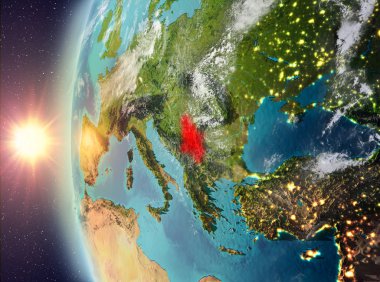 Uzaydan gelen gün batımı sırasında Sırbistan