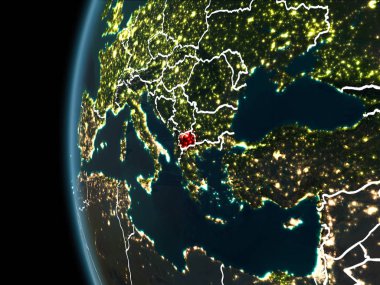 Yörünge görünümü Makedonya'nın kırmızı görünür sınır çizgileri ve şehir ışıkları Planet Earth geceleri altını çizdi. 3D çizim. Nasa tarafından döşenmiş bu görüntü unsurları.