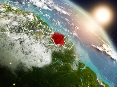 Surinam gündoğumu sırasında uzaydan