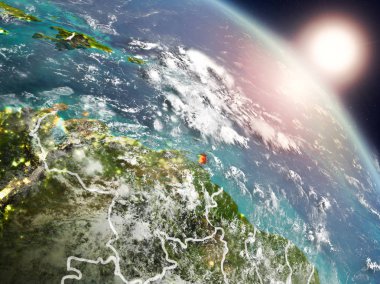 Caribbean gündoğumu sırasında uzaydan