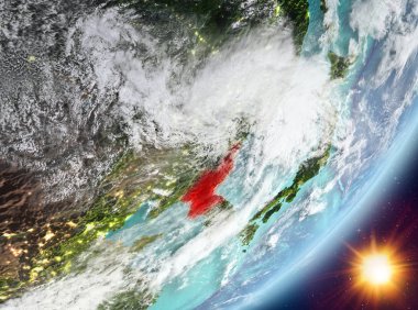 Kuzey Kore görünümünü gündoğumu sırasında yörünge