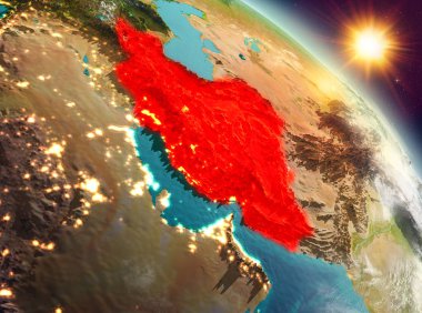 İran'da yörüngeden gündoğumu