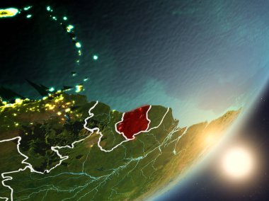 Uzaydan Surinam yükselen güneş