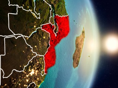 Mozambik gündoğumu sırasında