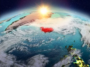 İzlanda'dan gündoğumu uzayda