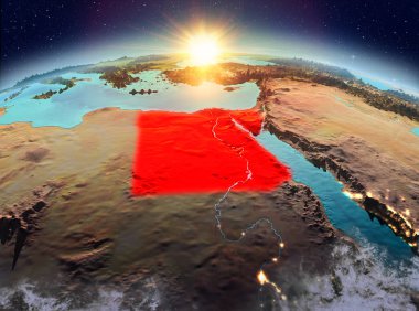 Mısır'dan gündoğumu uzayda