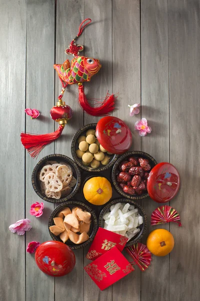 Επίπεδη Θέσει Κινεζικό Νέο Έτος Φαγητό Και Ποτό Και Διακοσμητικά — Φωτογραφία Αρχείου