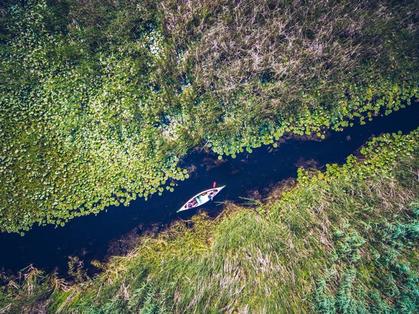 Découvrir le delta du Danube en canot vue aérienne — Photo