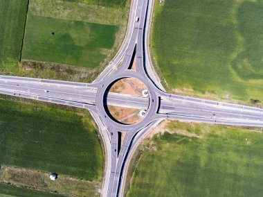 Döner kavşağın havadan görünüşü