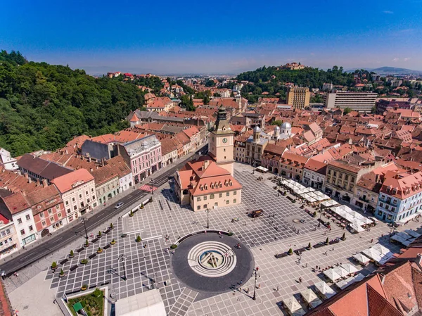 Vista panorâmica da praça principal de Brasov — Fotografia de Stock