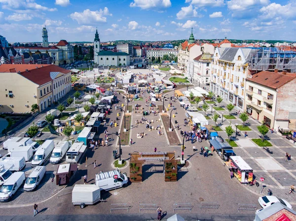 Oradea - Nagyvarad Rumania centro Union Square — Foto de Stock