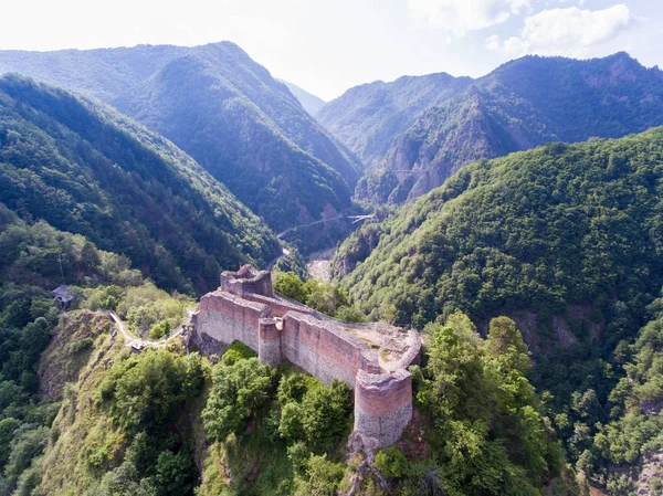 Poenari Kalesi, Arges, Romanya