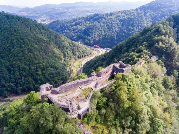 Fortress Poienari, Arefu, provincia de Arges Rumania — Foto de Stock