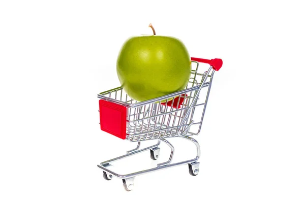 白色背景的购物车中的苹果 — 图库照片