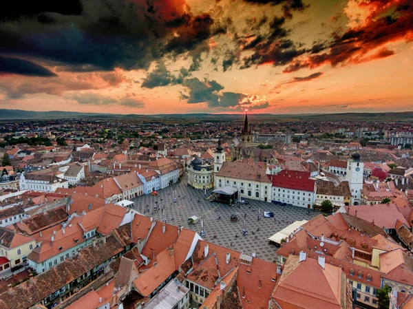 Puesta de sol en Sibiu Hermannstadt Rumania —  Fotos de Stock