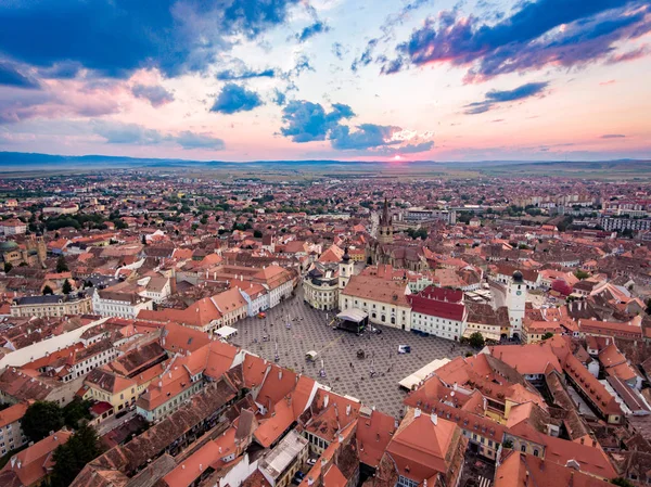 Západ slunce v Sibiu, Transylvánie, Rumunsko — Stock fotografie