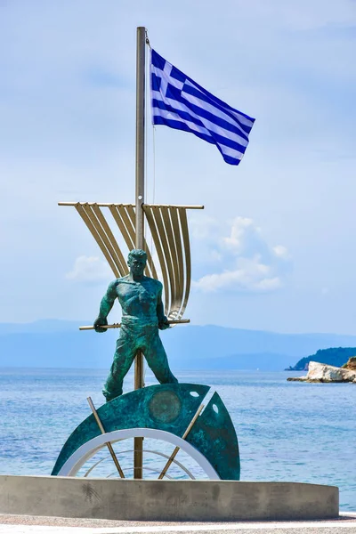Plaza principal en la isla de Skiathos en Grecia —  Fotos de Stock