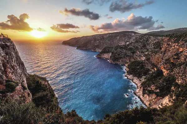 Kampi, der Ort für den schönsten Sonnenuntergang auf der Insel Zakynthos — Stockfoto
