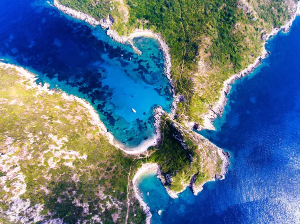 Porto Timoni, nas praias escondidas da Ilha de Corfu, também kno — Fotografia de Stock