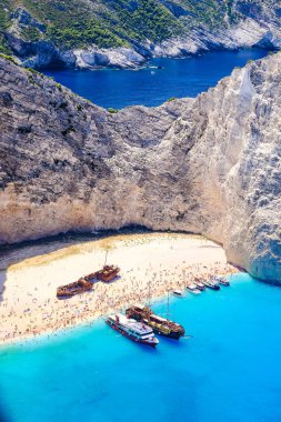 Navagio beach, Zakynthos tekneler demirli. Ünlü batık 