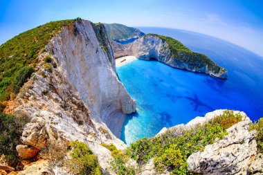Zakynthos batık plaj. Navagio Bay panorama tekne ile bir