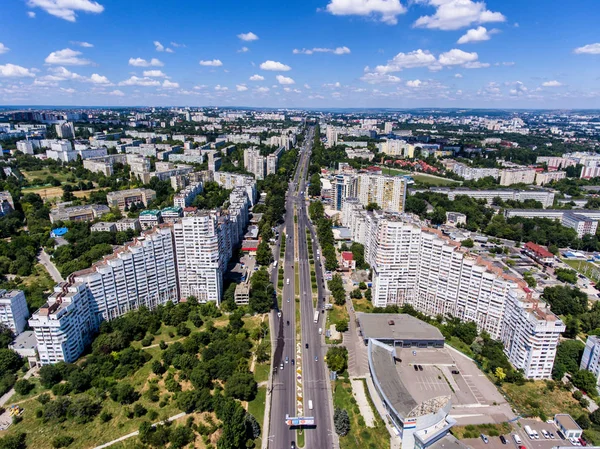 Portas da cidade de Chisinau, República da Moldávia, Vista aérea — Fotografia de Stock
