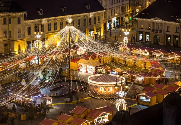 Χριστουγεννιάτικη αγορά Sibiu Ρουμανίας, Δεκέμβριος 2015 — Φωτογραφία Αρχείου