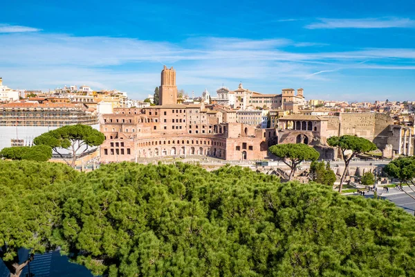 Vista aérea del Mercado de Trajano en Roma, Italia — Foto de Stock
