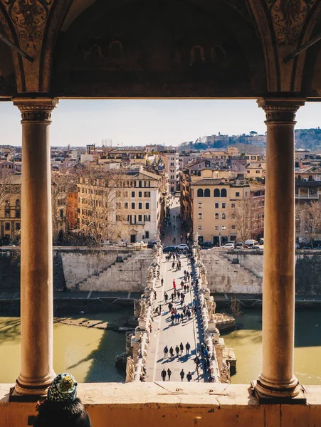 圣天使桥和罗马古城景观从圣安吉 Castl — 图库照片