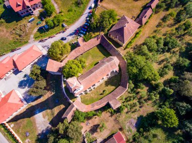 Saxon köyü Bunesti Transylvan kilisede Bunesti güçlendirilmiş