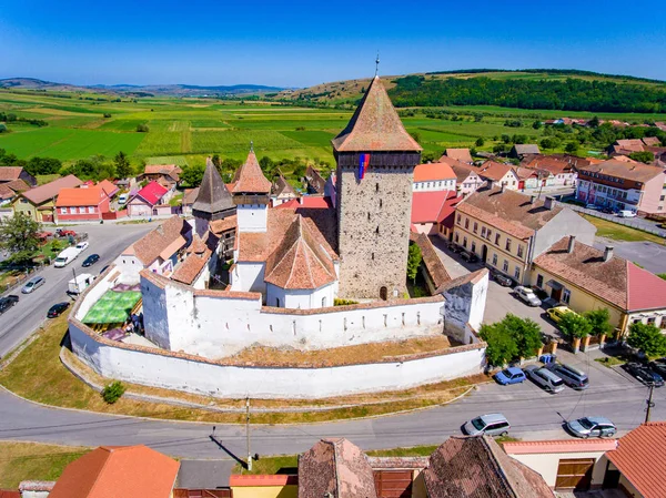 Homorod Iglesia fortificada construida por los sajones alemanes en Transylva — Foto de Stock