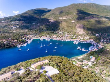 Lefkada Adası Yunanistan Hava görünümünü Sivota koy