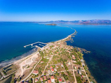 Koronisia Yunanistan Köyü