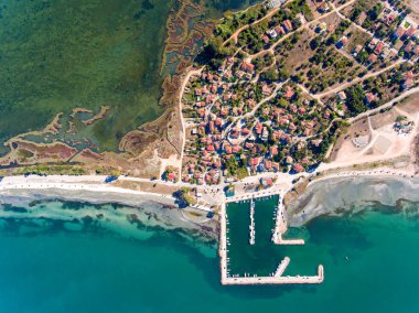 Koronisia Köyü, Yunanistan