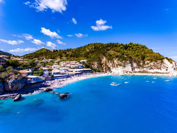 Panoramisch zicht van Agios Nikitas Beach in Lefkada, Griekenland. Luchtfoto — Stockfoto