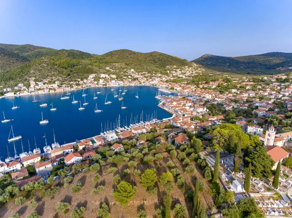 Panorama von vathy ithaca insel in griechenland — Stockfoto