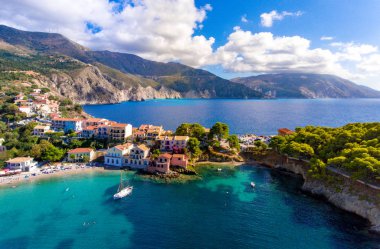 Kephalonia Köyü Assos Yunanistan
